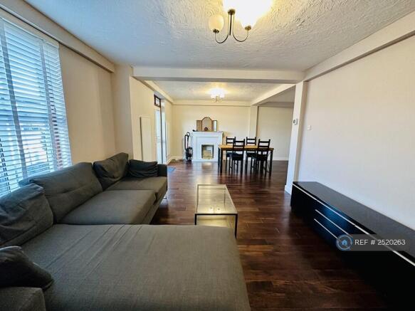 Living Room / Dining Room