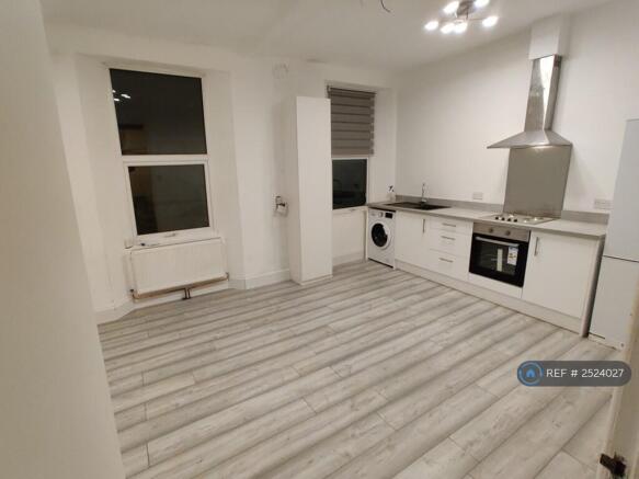 Kitchen/Livingroom