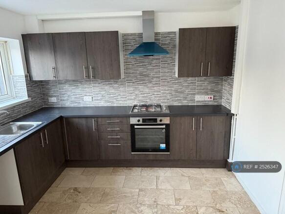 Kitchen Pic 1