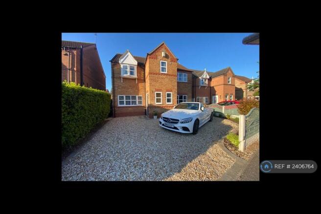 2 Car Driveway 