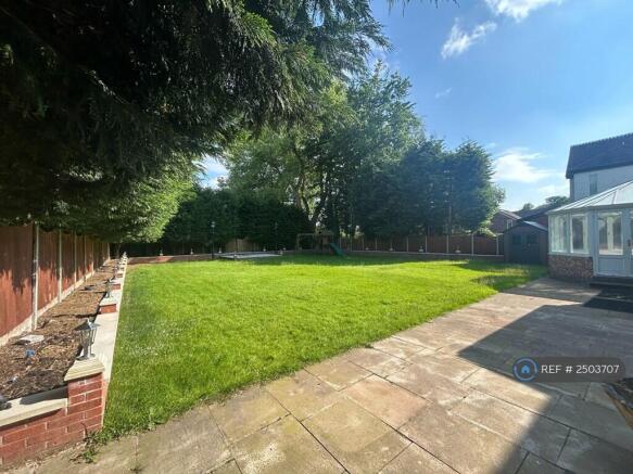  Patio  / Garden