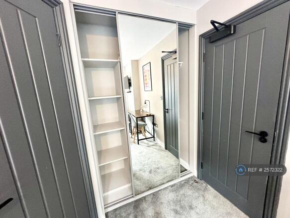 Built In Wardrobe 
