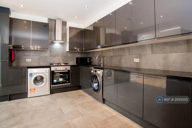 Contemporary Kitchen With New Appliances
