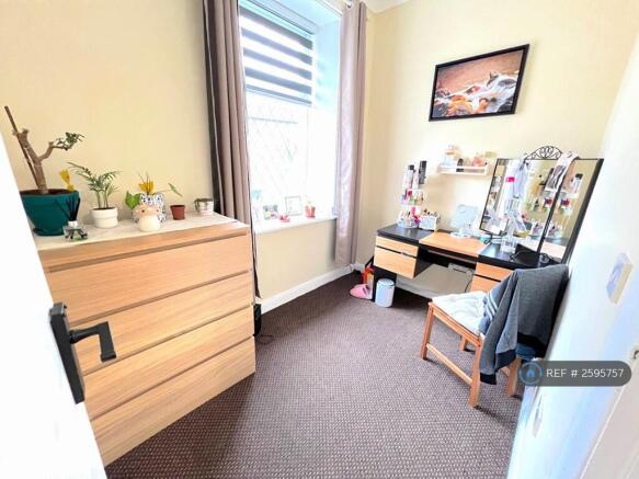 2nd Bedroom