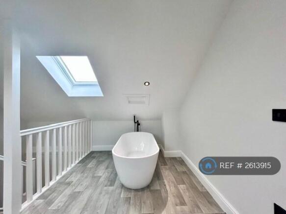 Freestanding Bath And Mixer Tap