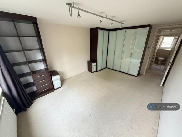 Master Bedroom - Pic 1