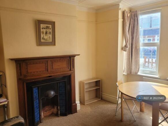 Sitting Room/Dining Room