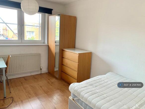 Bedroom 1 Picture 1