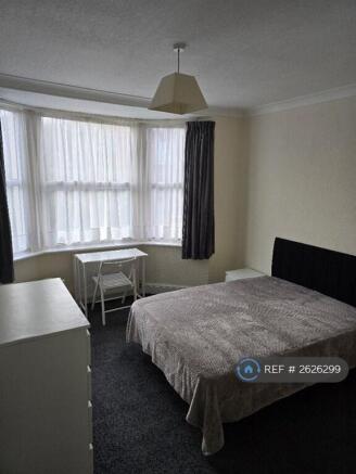 Flat 5 - Bedroom