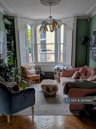 Ground Floor Lounge Room (Looking East)