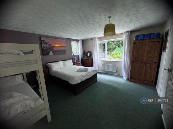 Bedroom - Double And Bunk