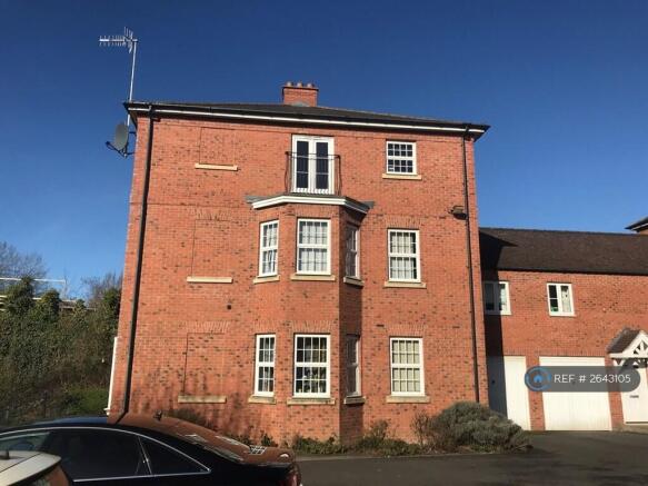 Penthouse Flat - Top Floor