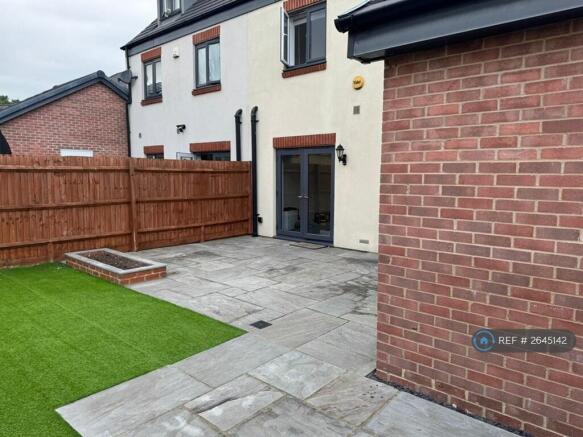 Garden With Garage
