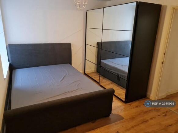 Bedrooms 1