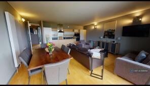 Super Spacious Lounge
