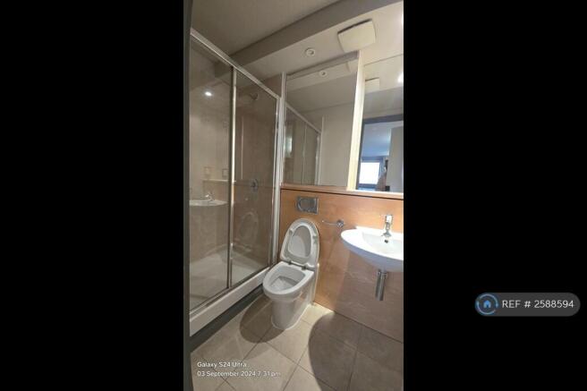 Ensuite And Shower