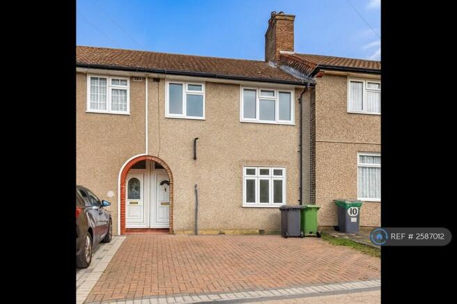 Front Of House/ Driveway