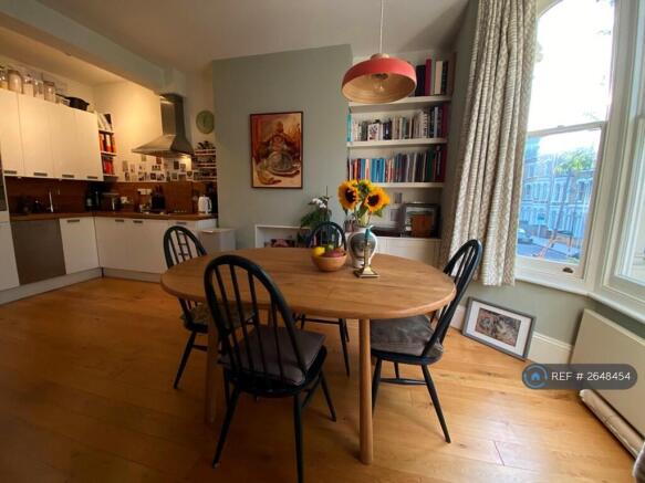 Big Dinning Table That Can Be Extended