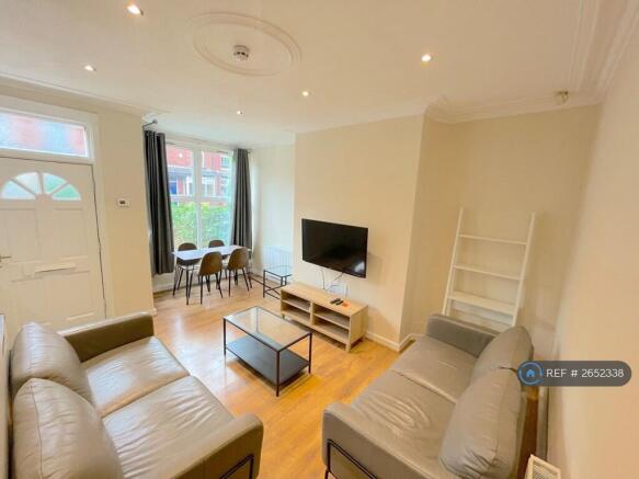 Living/Dining Room
