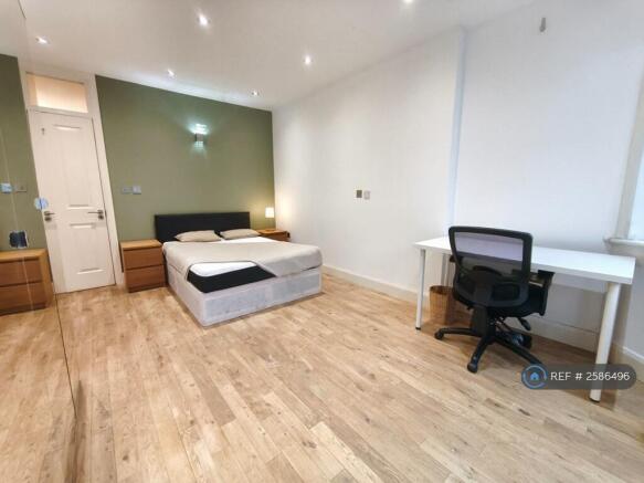 Room1