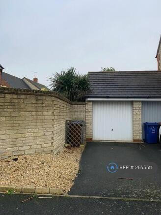Garage/Parking
