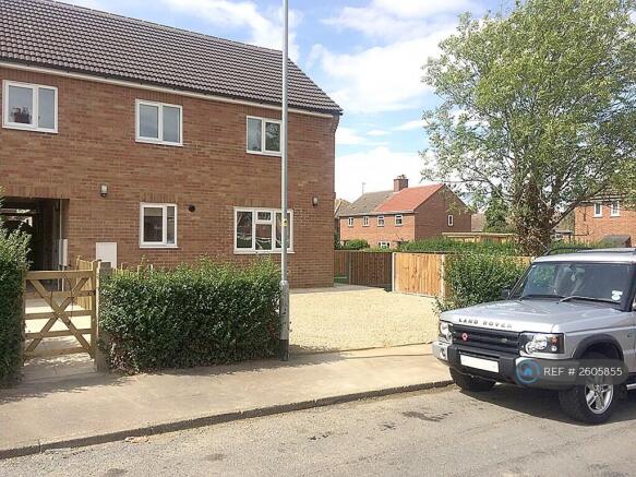 Shared Driveway (Parking)