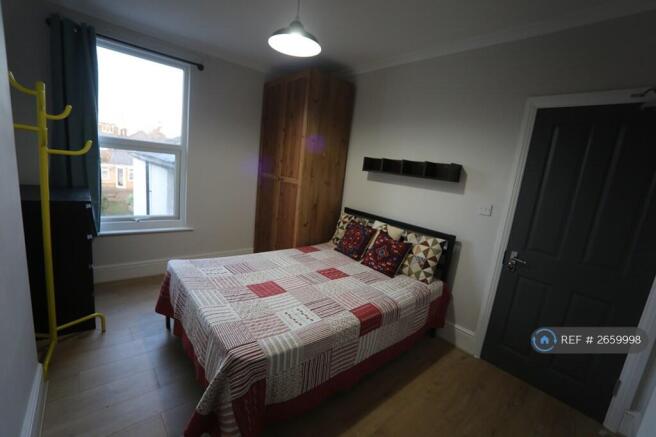 Room 4 - £700