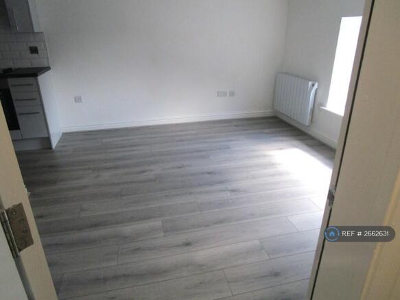 Lounge / Kitchen