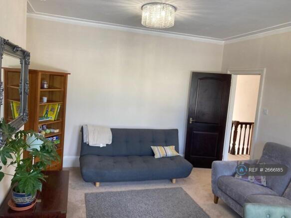 Lounge 2