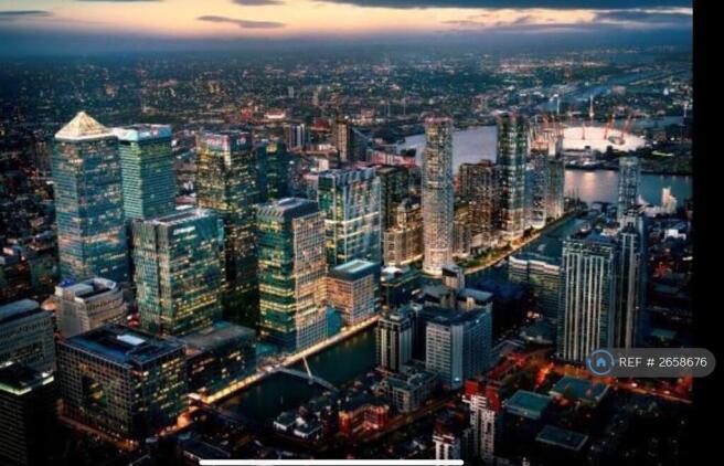 Canary Wharf With One Park Drive Tower