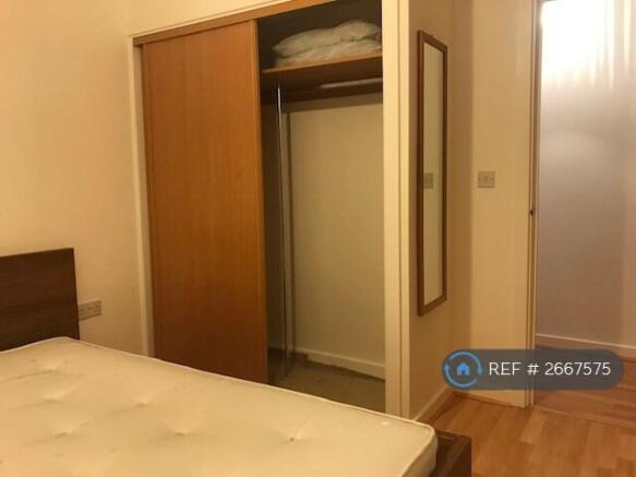 Bedroom Photo 1