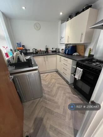 Shared Kitchen (New Photos To Come)