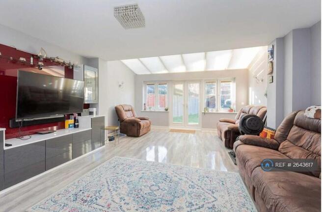 Living/Dining Area