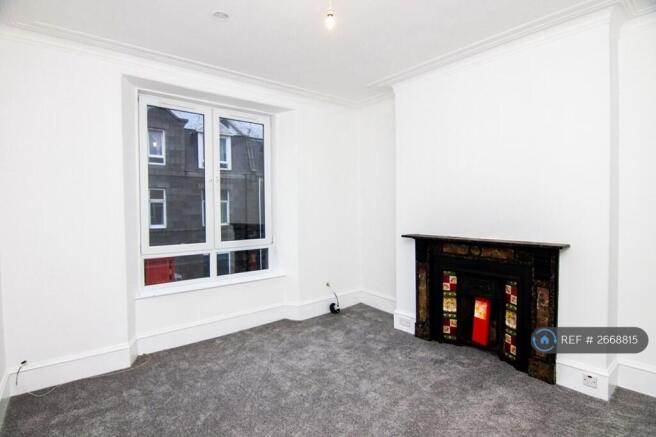 Large Living Room With Fire Place