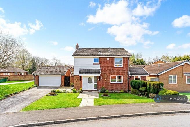 Front Of House & Detached Garage