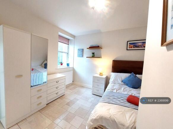 Room 1 - £650/Mo