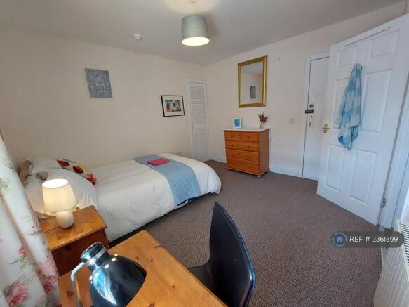 Room 2 - £690/Mo