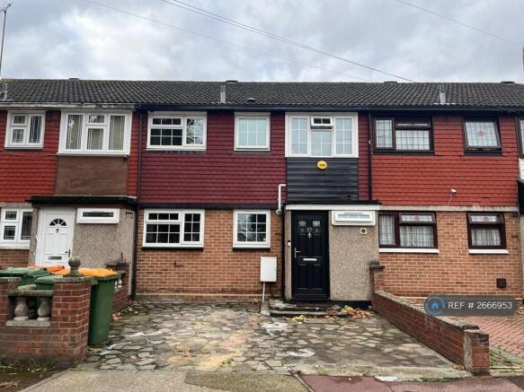 Mid Terraced Property With Two Car Park Space