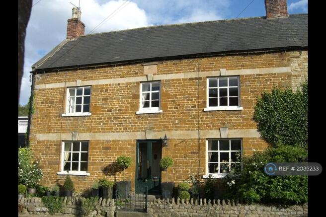 Stone Built 5/6 Bed Former Farmhouse