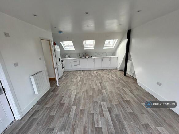 Kitchen Diner Living Room 01