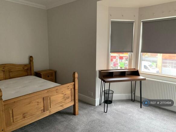 Large Double Room With En-Suite