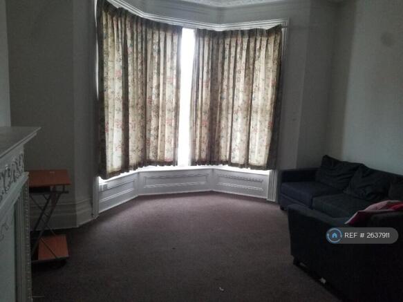 Room 2: Unfurnished Available