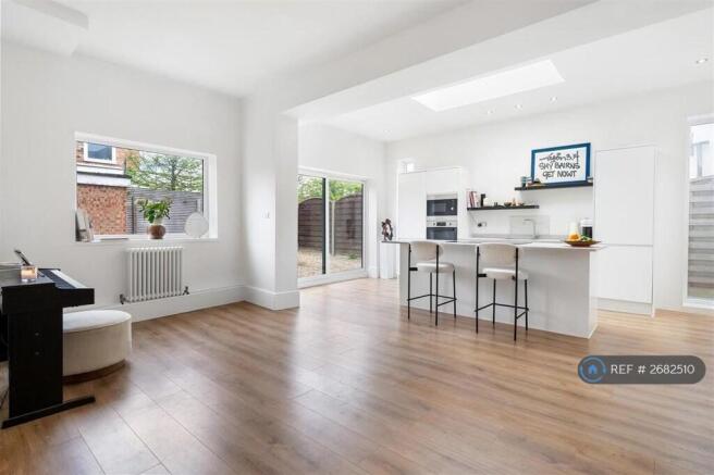 Kitchen Dining Living Space