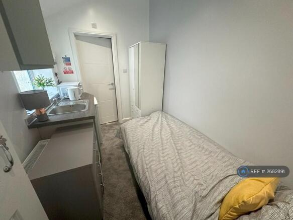 Bedroom With Ensuite And Kitchenette