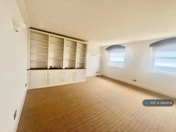 Living Room (Unoccupied)