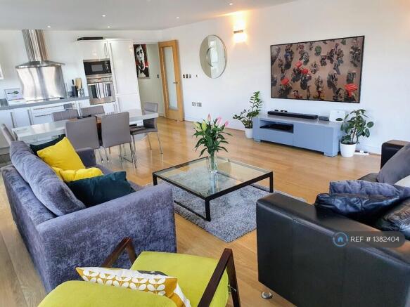 Spacious Open Plan Lounge