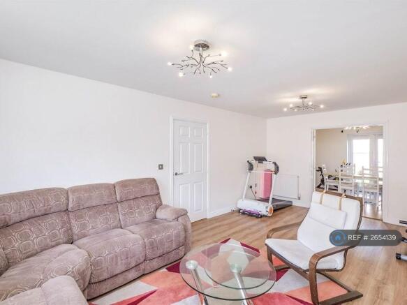 The Living Room Launge