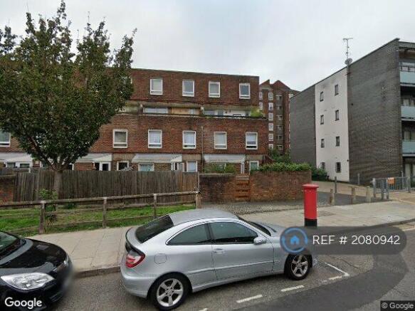 Approach From Lansdowne Drive To Blackstone Estate