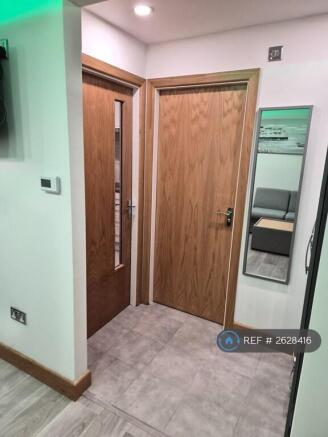 Bathroom & Kitchen Lobby