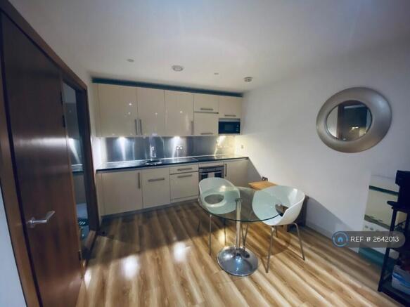 Kitchen / Living Room